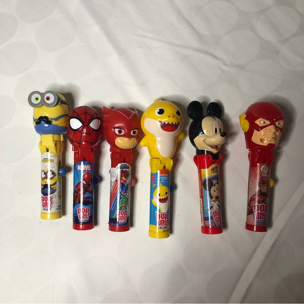 Disney, Baby shark ,minions, Spider-Man￼, Pop Ups Lollipops Rare Used